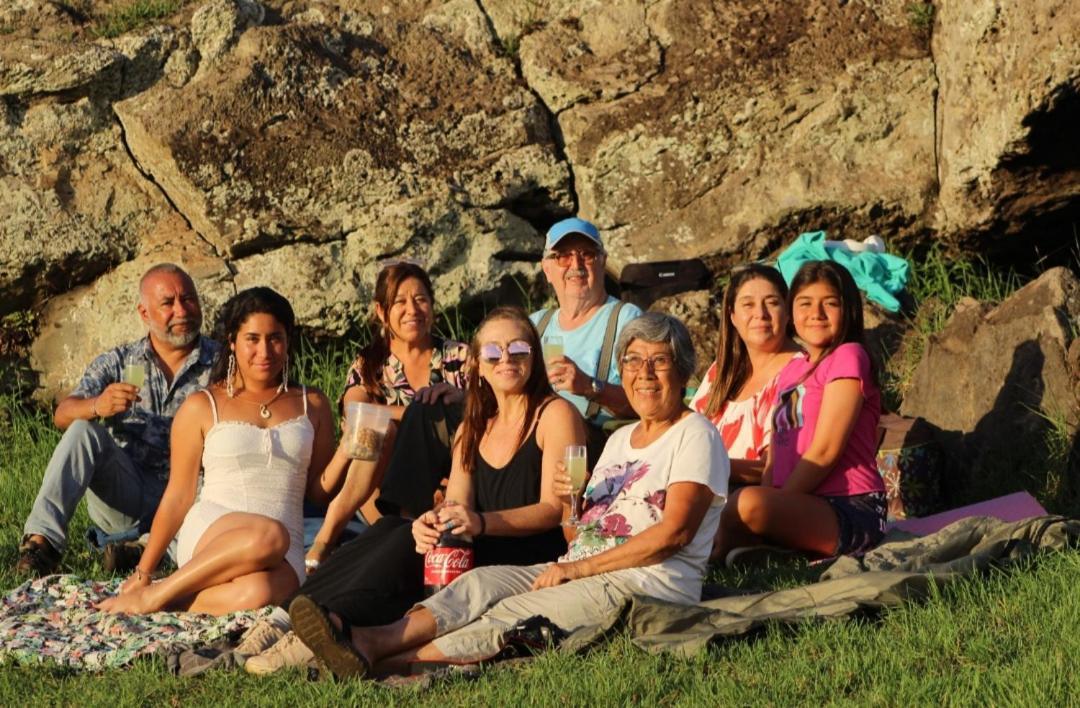 Cabana Ideal Familia 6 A 12 Personas! Hanga Roa Exterior photo